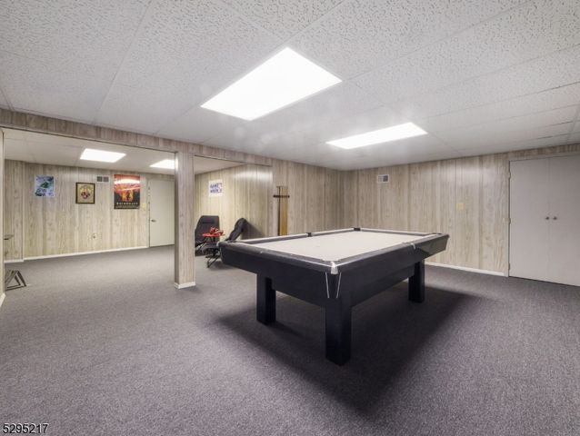 5 Bourbon St, Wayne Twp., NJ 07470