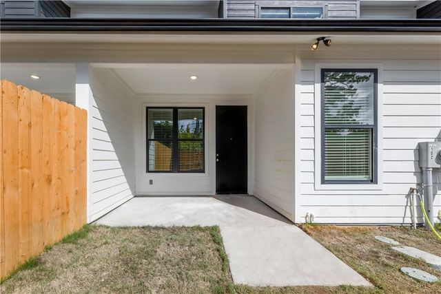 211 Lynn Drive 101, Bryan, TX 77801