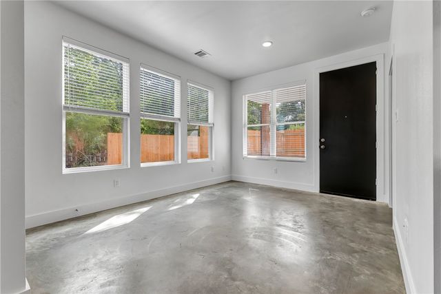 211 Lynn Drive 101, Bryan, TX 77801