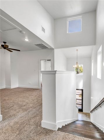 211 Lynn Drive 101, Bryan, TX 77801