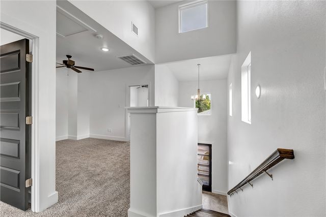 211 Lynn Drive 101, Bryan, TX 77801