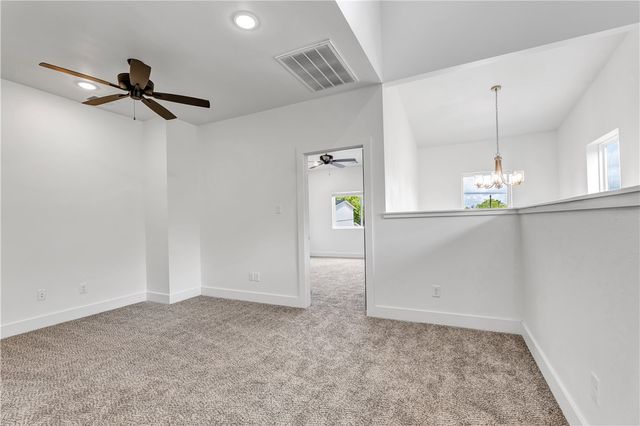 211 Lynn Drive 101, Bryan, TX 77801