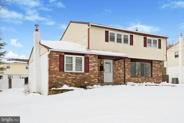 914 AVENUE D, Langhorne, PA 19047