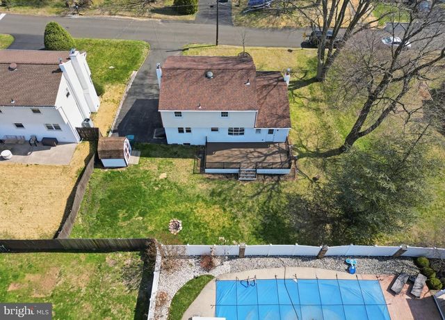 914 AVENUE D, Langhorne, PA 19047