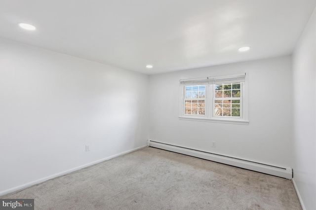 914 AVENUE D, Langhorne, PA 19047