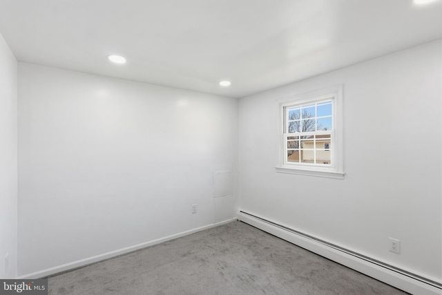 914 AVENUE D, Langhorne, PA 19047