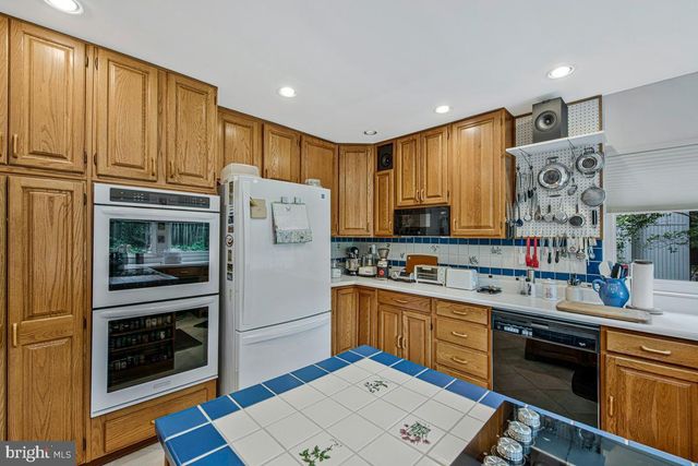 22 BANNISTER CT, Gaithersburg, MD 20879