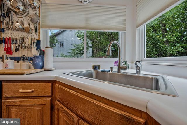 22 BANNISTER CT, Gaithersburg, MD 20879