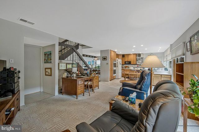 22 BANNISTER CT, Gaithersburg, MD 20879