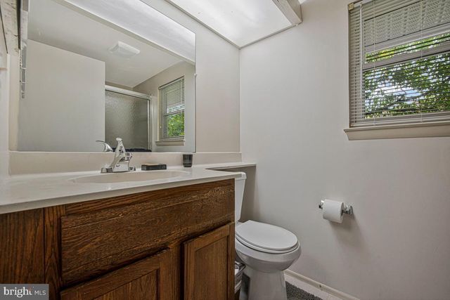 22 BANNISTER CT, Gaithersburg, MD 20879