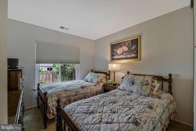 22 BANNISTER CT, Gaithersburg, MD 20879