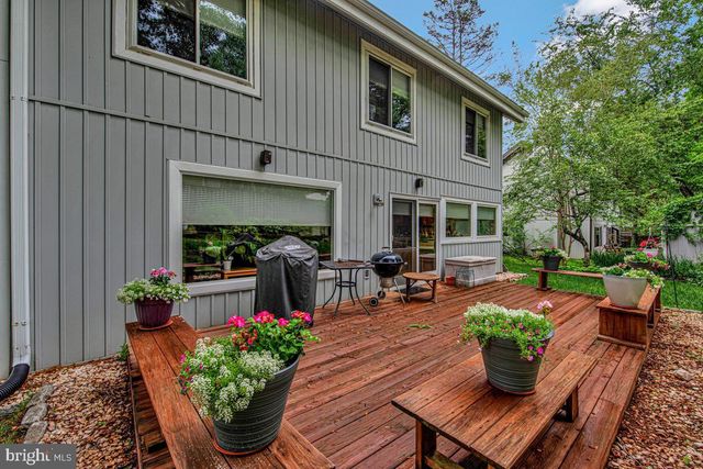 22 BANNISTER CT, Gaithersburg, MD 20879