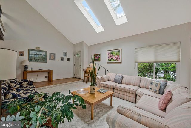 22 BANNISTER CT, Gaithersburg, MD 20879
