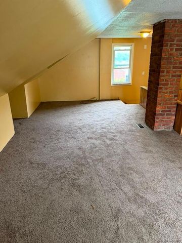 7323 Mettetal Street, Detroit, MI 48228