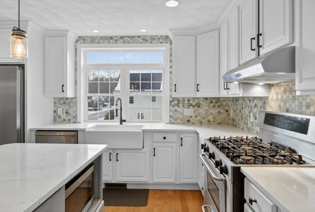 255 Burlington Avenue, Wilmington, MA 01887