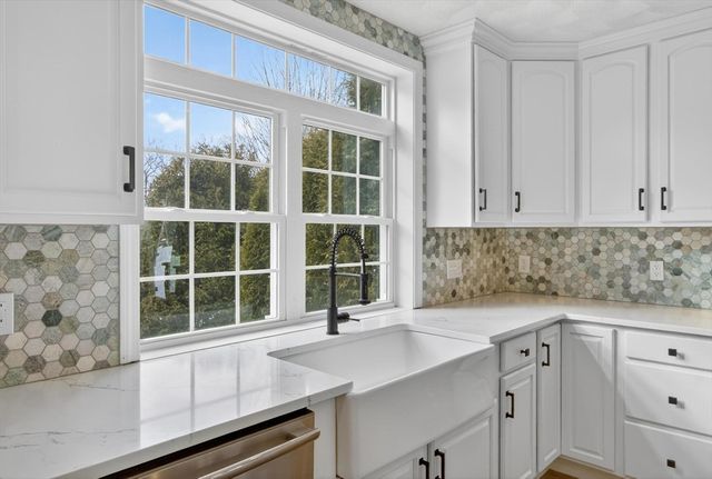 255 Burlington Avenue, Wilmington, MA 01887