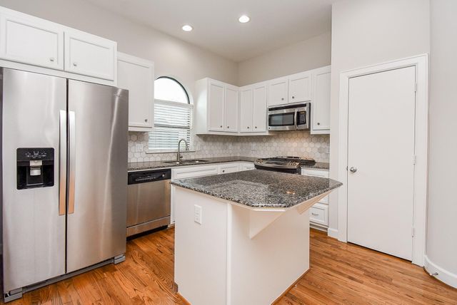 3626 Main Plaza Drive, Houston, TX 77025