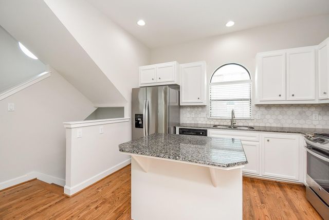 3626 Main Plaza Drive, Houston, TX 77025