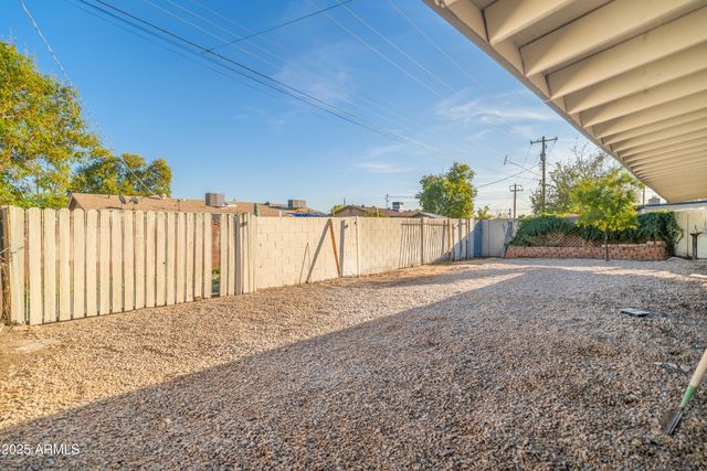 5827 W ROSEWOOD Lane, Phoenix, AZ 85031