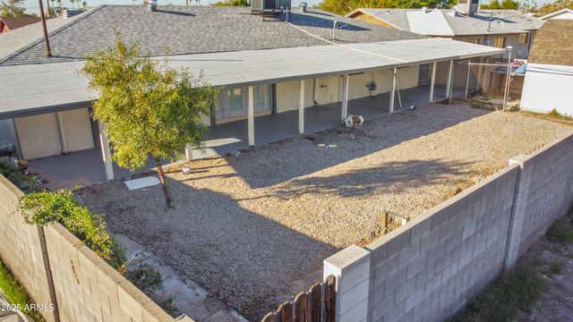 5827 W ROSEWOOD Lane, Phoenix, AZ 85031