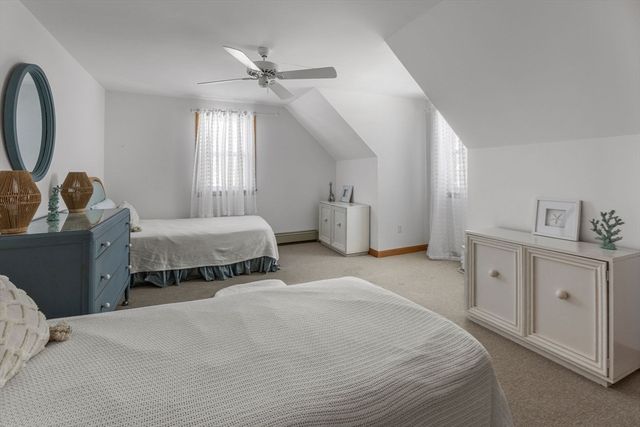 24 Montgomery Ct, Falmouth, MA 02540