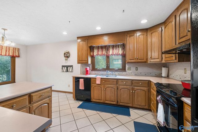 2510 Green Mountain Road SE, Huntsville, AL 35803