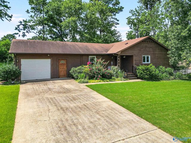 2510 Green Mountain Road SE, Huntsville, AL 35803