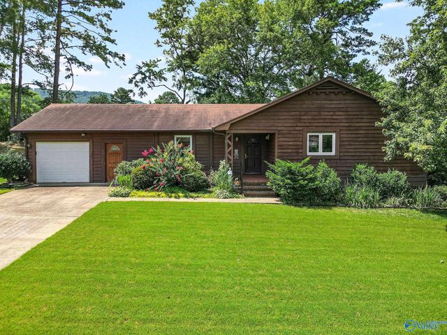2510 Green Mountain Road SE, Huntsville, AL 35803