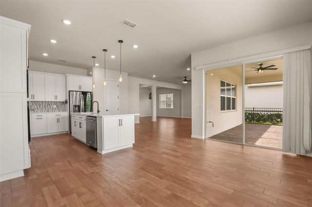 13865 DESTIN BEACH LANE, Orlando, FL 32827
