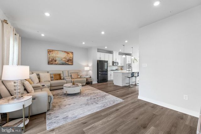 56 DOLCIE LN, Lawrence Township, NJ 08648