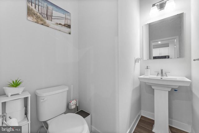 56 DOLCIE LN, Lawrence Township, NJ 08648