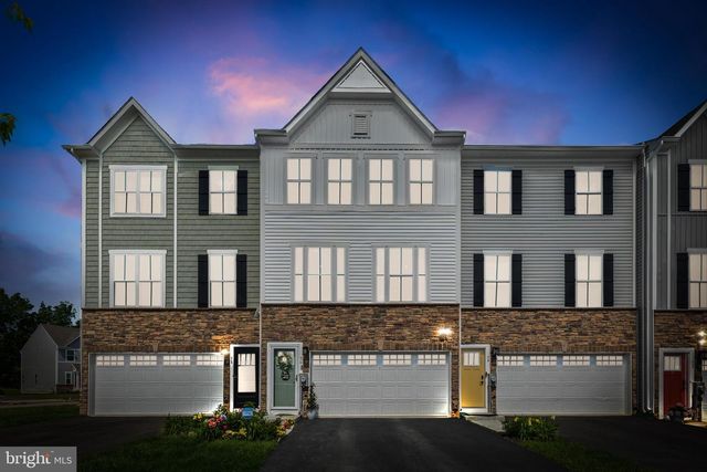 56 DOLCIE LN, Lawrence Township, NJ 08648