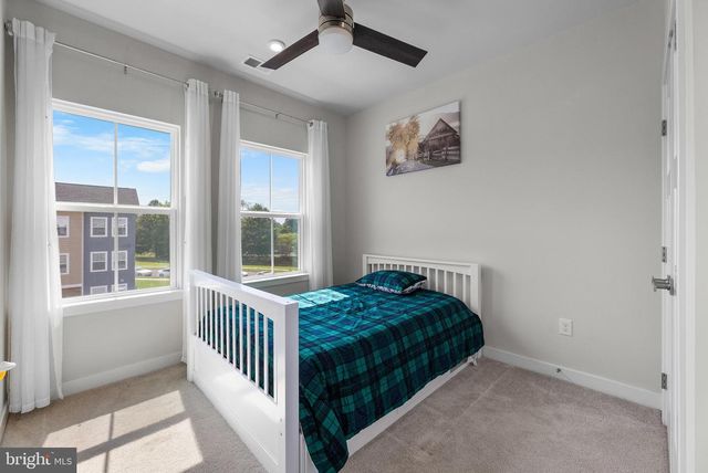 56 DOLCIE LN, Lawrence Township, NJ 08648