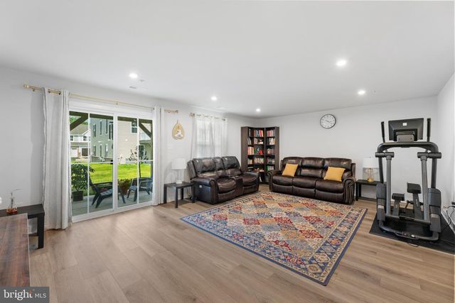 56 DOLCIE LN, Lawrence Township, NJ 08648