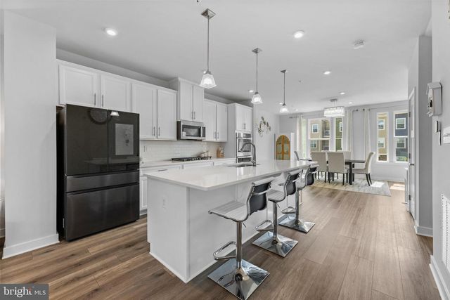 56 DOLCIE LN, Lawrence Township, NJ 08648