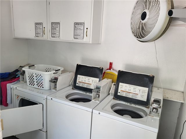 425 Clifford St 7, Corpus Christi, TX 78404