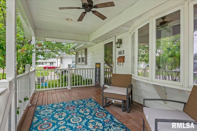 1613 N SCHRADER Avenue, Springfield, IL 62702