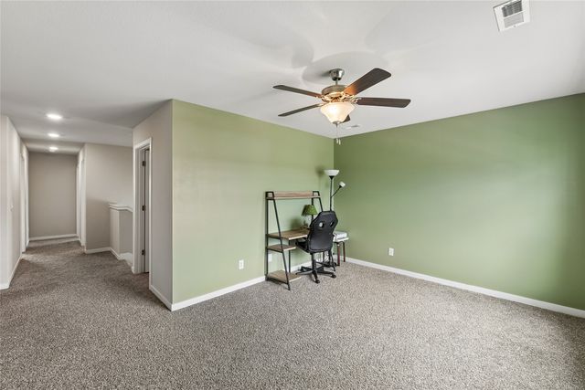3890 Fieldstone Drive, Waukee, IA 50263