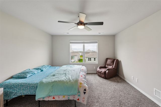 3890 Fieldstone Drive, Waukee, IA 50263