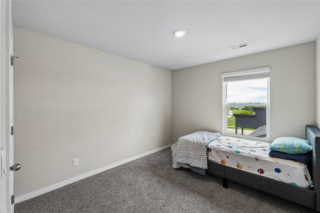 3890 Fieldstone Drive, Waukee, IA 50263