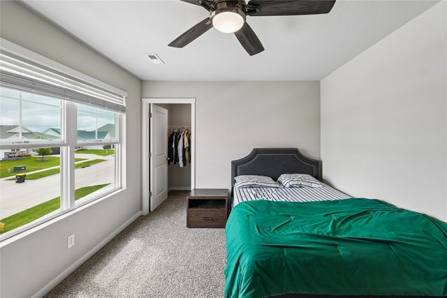 3890 Fieldstone Drive, Waukee, IA 50263