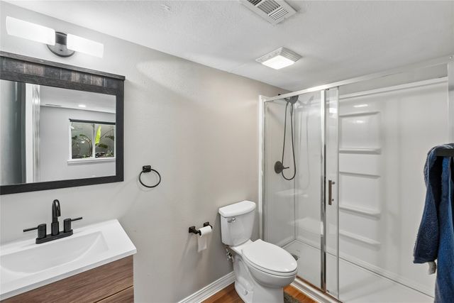 3890 Fieldstone Drive, Waukee, IA 50263