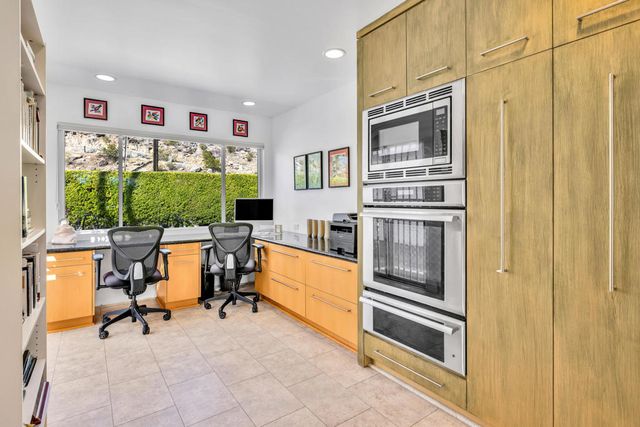 2400 S Palm Canyon Drive, Palm Springs, CA 92264