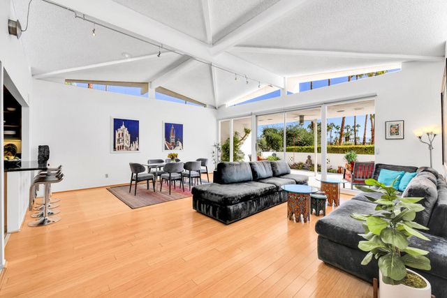 2400 S Palm Canyon Drive, Palm Springs, CA 92264
