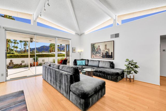 2400 S Palm Canyon Drive, Palm Springs, CA 92264