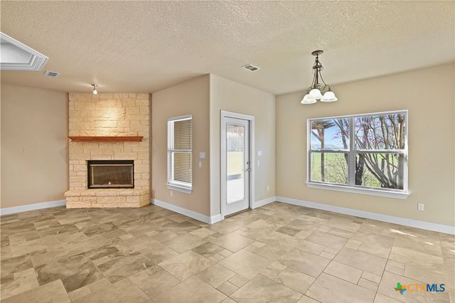 1705 Sudberg, Seguin, TX 78155