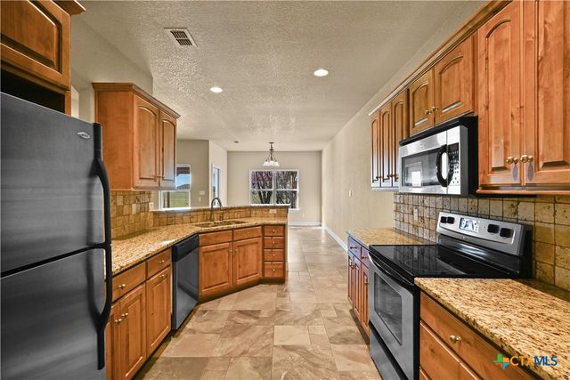 1705 Sudberg, Seguin, TX 78155