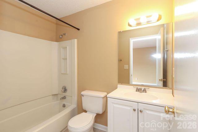 11086 Harrowfield Road, Charlotte, NC 28226