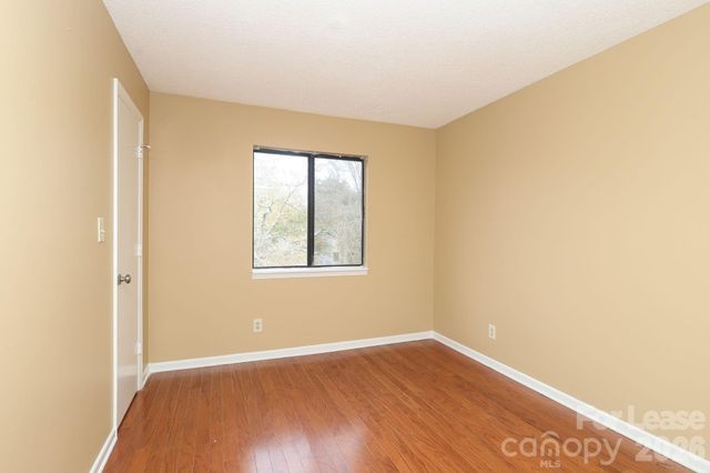 11086 Harrowfield Road, Charlotte, NC 28226