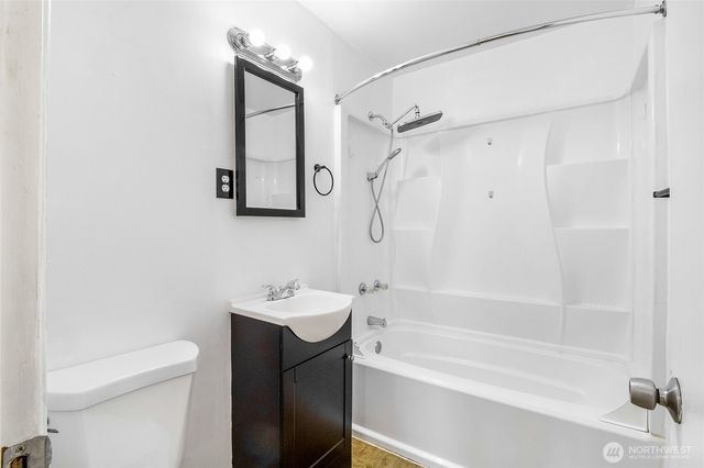 1008 W Bruce Street, Moses Lake, WA 98837